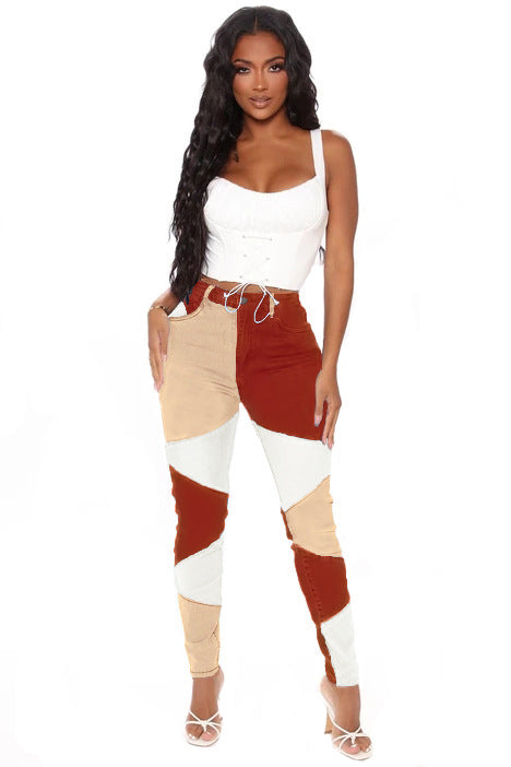 Damen Slim-Fit Jeans im modernen Blockdesign mit elastischem Bund Stalluxe Rostrot