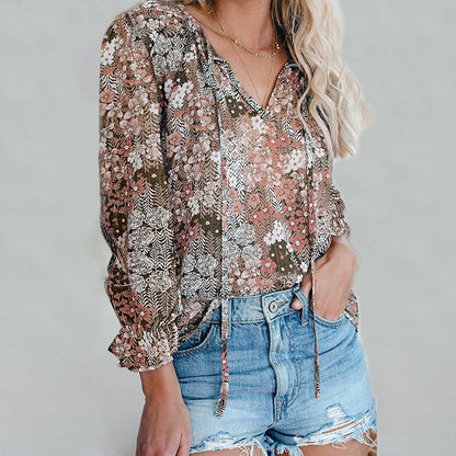 Damen Bluse mit raffiniertem Leopardenmuster und modischem V-Ausschnitt Stalluxe