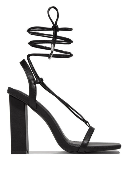 Damen Elegante High Heel Sandalen mit multifunktionalen Riemen Stalluxe