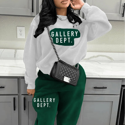 Damen Sweatshirt und Hose Set mit modernem Grafikdesign Stalluxe