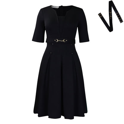 Damen Elegantes Midikleid mit figurschmeichelndem Schnitt und dekorativem Gürtel Stalluxe Schwarz