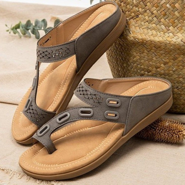 Damen bequeme Zehentrenner-Sandalen mit speziellen Riemen und komfortablem Fußbett Stalluxe