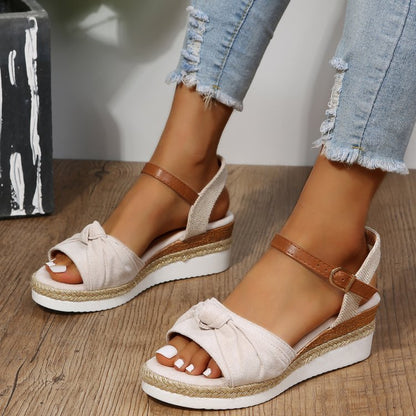 Damen Wedge-Sandalen mit verstellbarem Riemen und elastischem Einsatz Stalluxe
