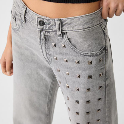 Damen Relaxed Fit Jeans mit modischen Nietenapplikationen Stalluxe