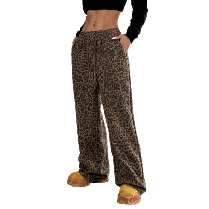 Damen weite Freizeithose mit Leo-Muster Stalluxe