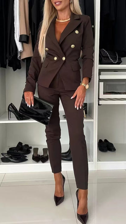 Damen Elegantes Blazer-Set mit taillierter Hose und doppelter Knopfleiste Stalluxe