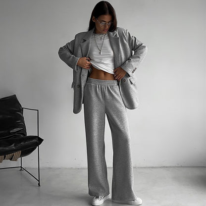 Damen moderne Jogginganzug mit doppelter Knopfleiste und weitem Schnitt Stalluxe