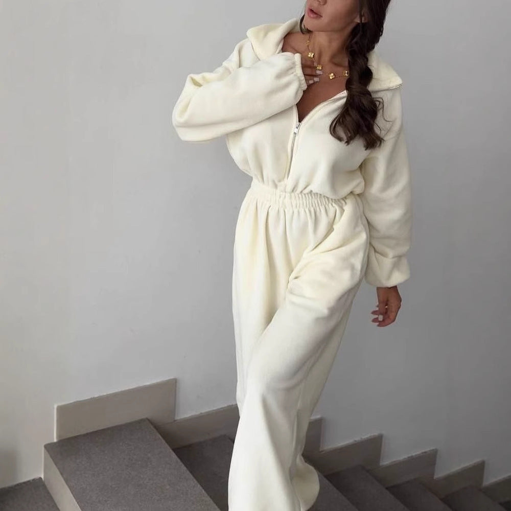 Damen Fleece-Jumpsuit mit hohem Kragen und elastischem Bund Stalluxe