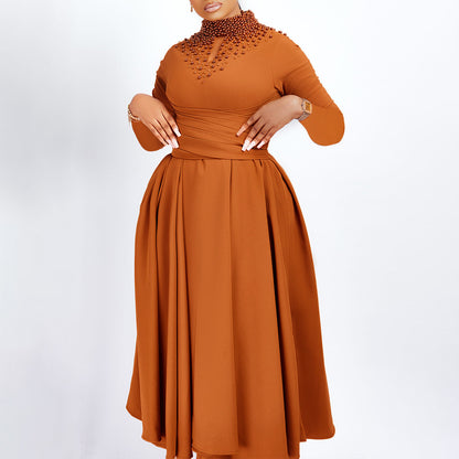 Damen Elegantes Kleid mit dekorativem Perlenbesatz und Wickeldesign Stalluxe