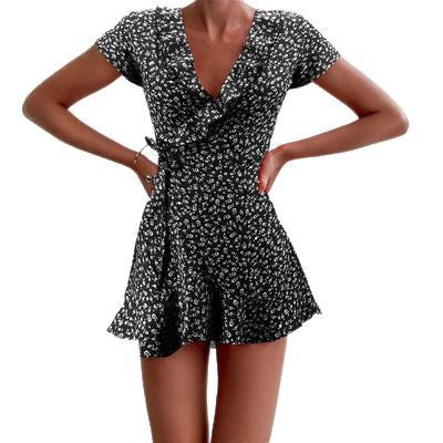 Damen verspieltes Wickelkleid mit Rüschendetails und floralem Muster Stalluxe