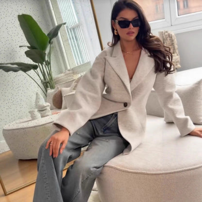 Damen Oversize Blazerjacke mit elegantem Schnitt und voluminösen Ärmeln Stalluxe