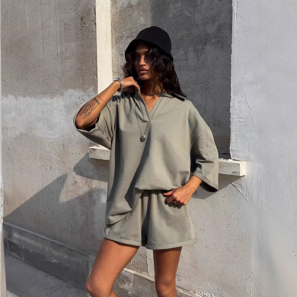 Damen Oversized Poloshirt mit modernem Stehkragen Stalluxe