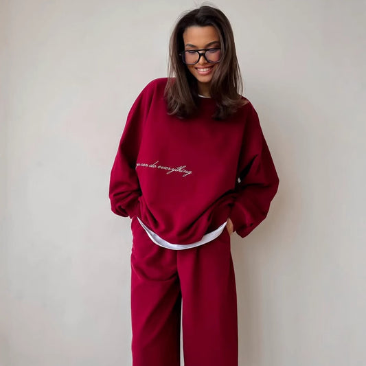 Damen bequemer Kuschel-Sweatanzug mit elastischem Bund und modischem Schriftzug Stalluxe