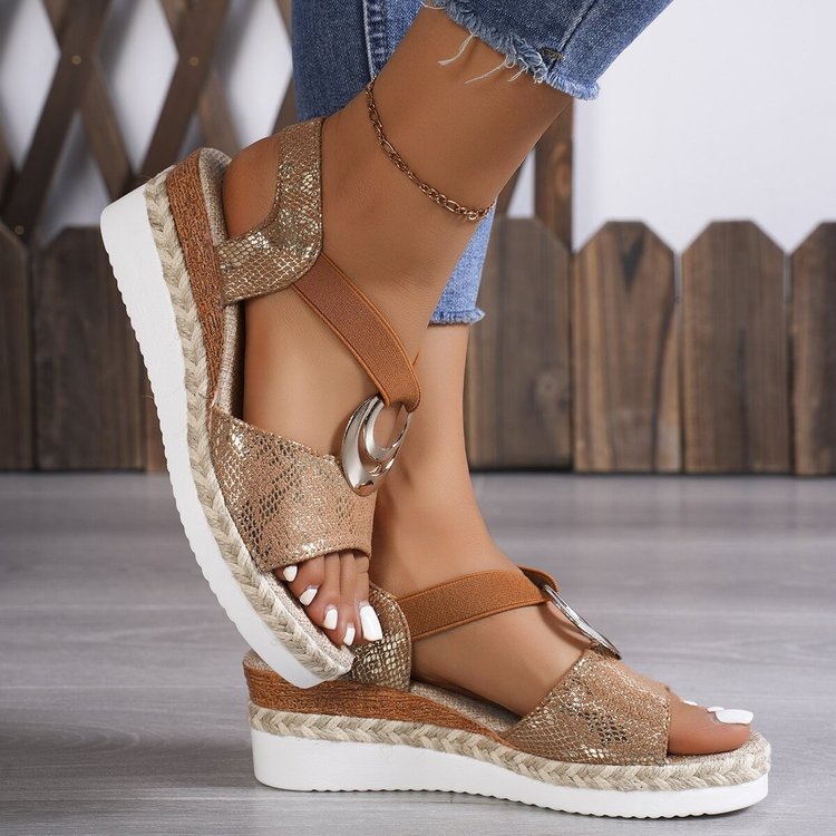 Damen Wedge-Sandalen mit modischer Schnalle und gepolstertem Fußbett Stalluxe