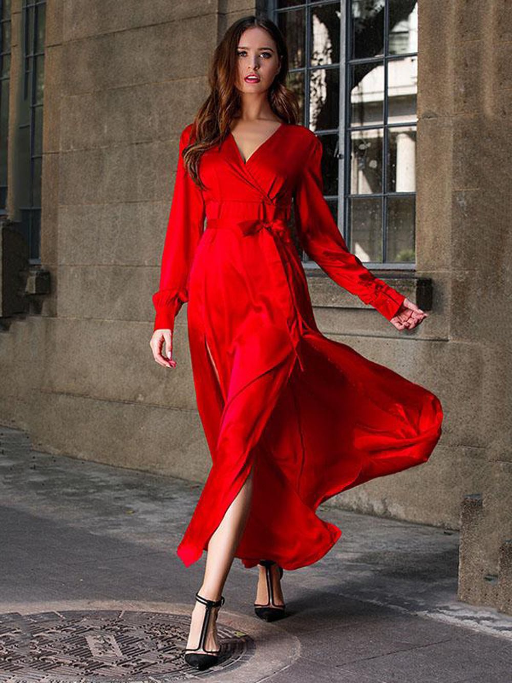 Damen Maxikleid mit schickem Wickeldesign und raffinierten Seitenschlitzen Stalluxe