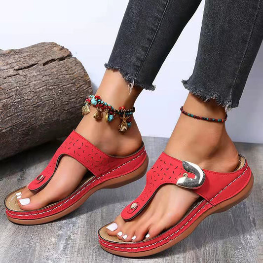 Damen Fußbett-Sandalen mit modischem Riemen und detailverliebtem Design Stalluxe