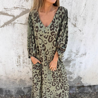 Damen lässiges Maxikleid im Leopardenmuster mit tiefem V-Ausschnitt Stalluxe