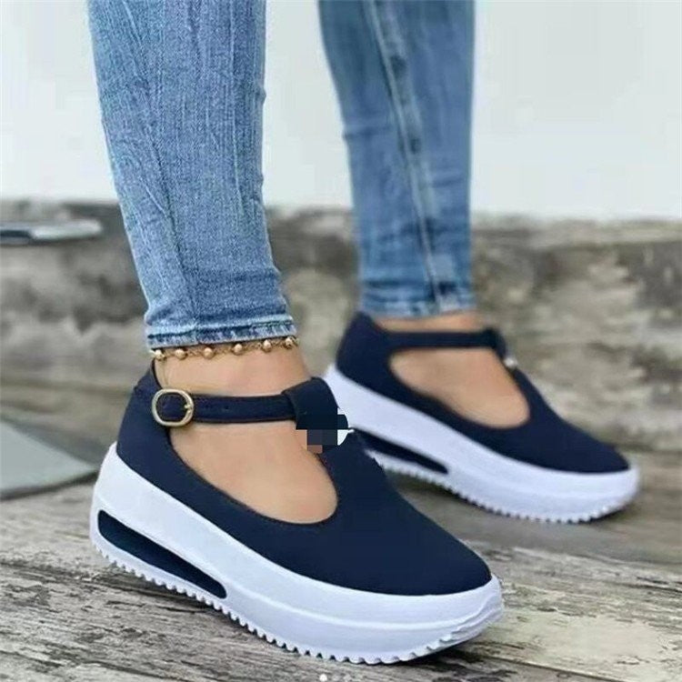 Damen Plateau-Sneaker mit weich gepolstertem Fußbett und verstellbarem Riemen Stalluxe