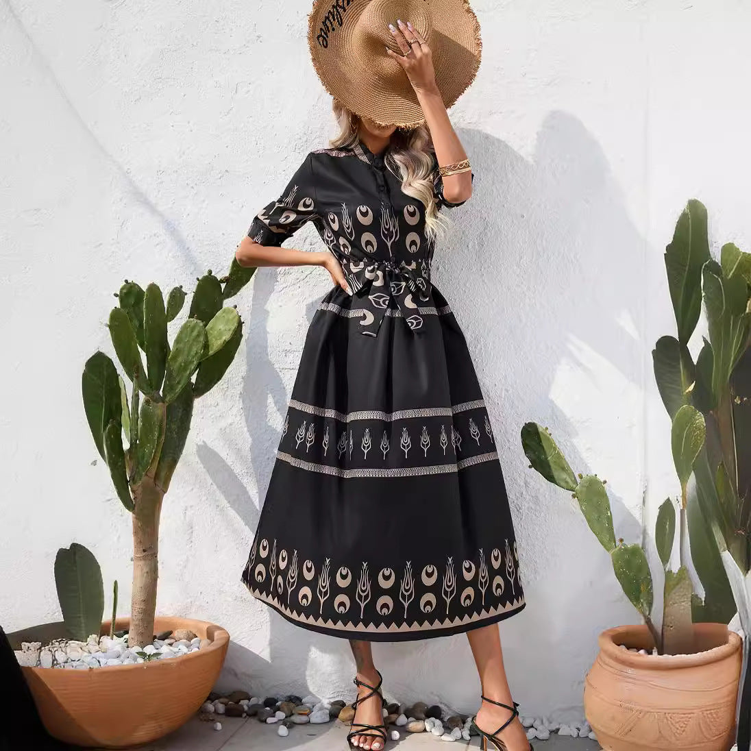 Damen Midi-Kleid mit floralem Print und verstellbarem Taillengürtel Stalluxe