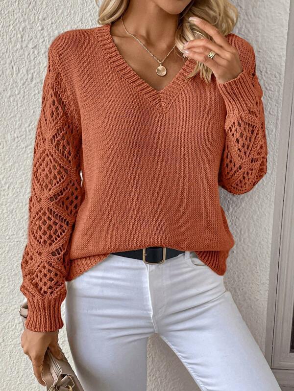Damen Eleganter Strickpullover mit V-Ausschnitt und gehäkelten Ärmeln Stalluxe Rotorange