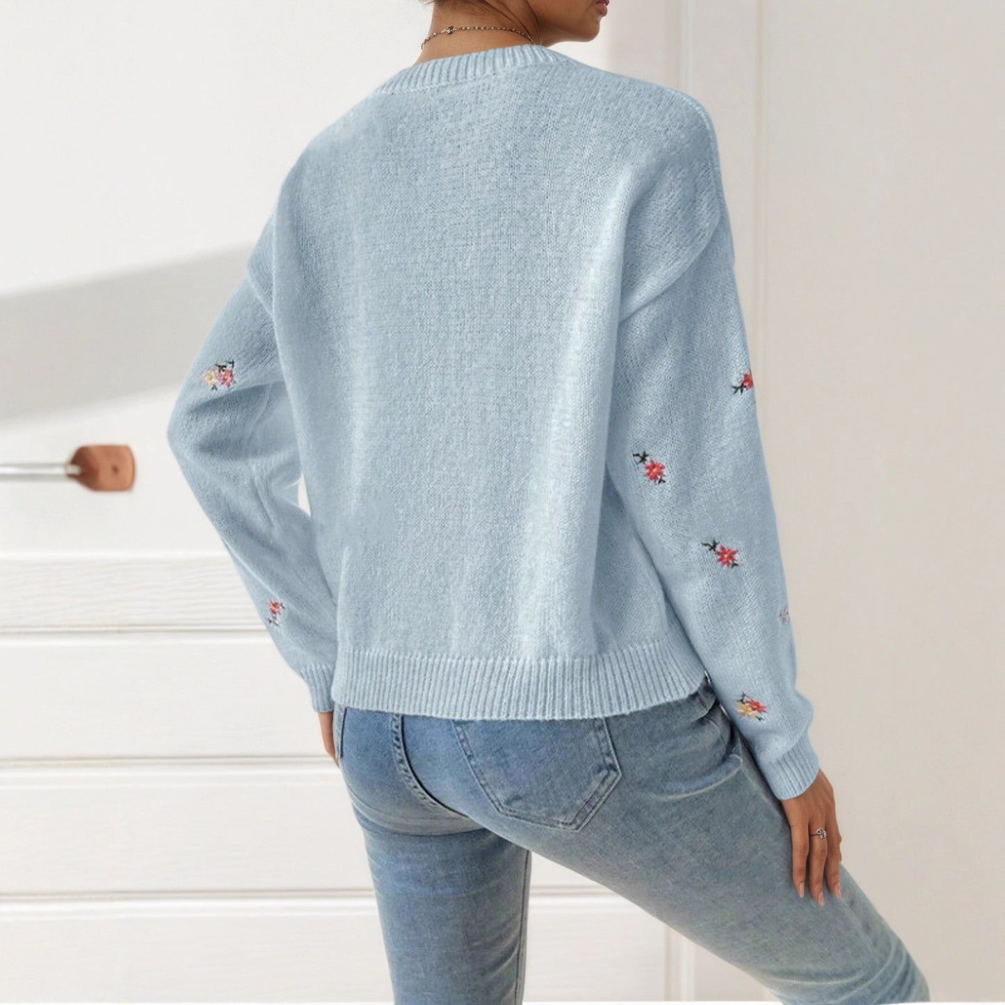 Damen Strickpullover mit floralen Stickdetails und lässigem Schnitt Stalluxe