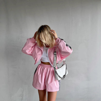 Damen sportliches Freizeit-Set mit atmungsaktivem Oberteil und Shorts Stalluxe