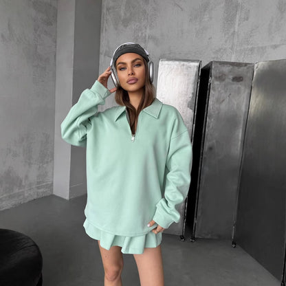 Damen lässig geschnittener Sweatpullover mit kurzem Reißverschluss und femininer Raffung Stalluxe