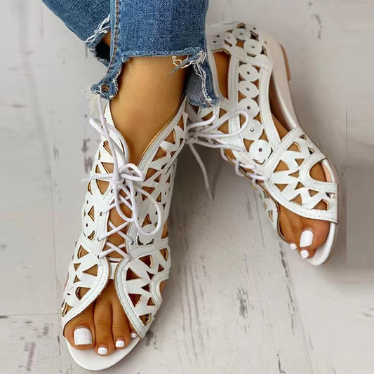 Damen Kunstleder-Sandalen mit Cut-Out-Design und Schnürung Stalluxe
