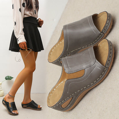 Damen Komfortable Clogs mit elastischen Einsätzen und anatomischem Fußbett Stalluxe