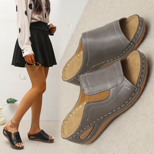 Damen Komfortable Clogs mit elastischen Einsätzen und anatomischem Fußbett Stalluxe