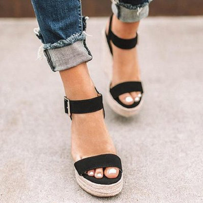 Damen Wedge-Sandalen mit schmalem Riemen und bequemem Fußbett Stalluxe