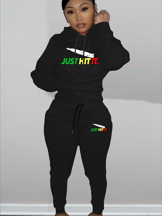 Damen Hoodie und Jogginghose Set mit auffälligem Motiv Stalluxe