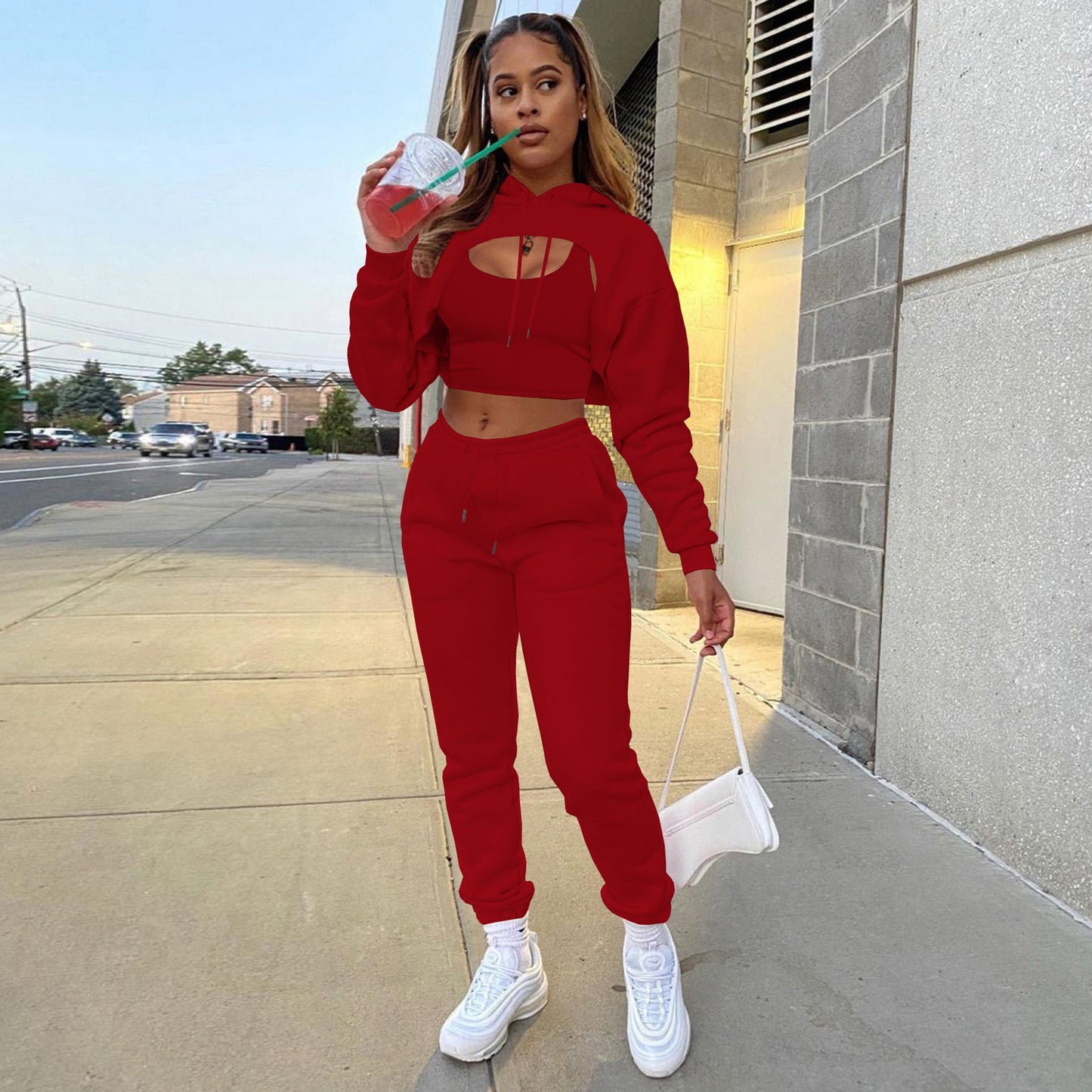 Damen Sportlicher Zweiteiler mit cropped Hoodie und bequemen Jogginghosen Stalluxe