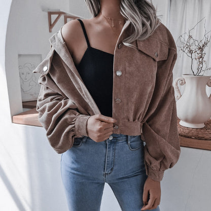 Damen Cordjacke mit lässigem Schnitt und modischen Knopfdetails Stalluxe