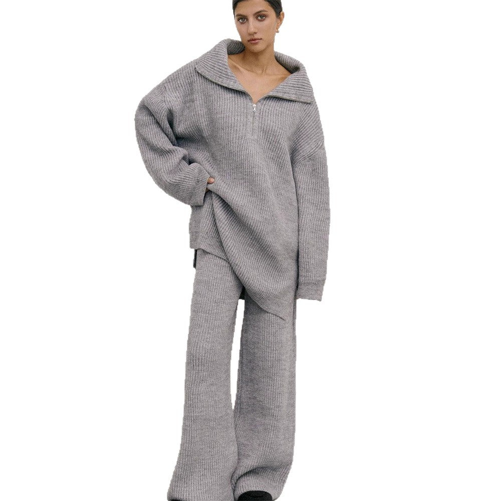 Damen Strickanzug mit hohem Kragen und modernem Reißverschluss Stalluxe