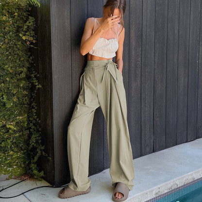 Damen Weite, hoch taillierte Stoffhose mit Bundfalten und Gürteldetail Stalluxe