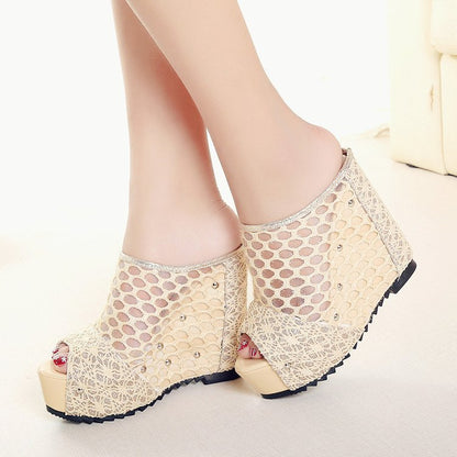 Damen Plateau-Mules mit modischem Schleifen-Design und funkelnden Akzenten Stalluxe