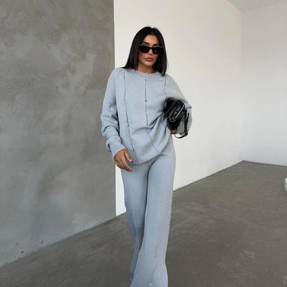 Damen Cozy Strickanzug mit modernem Schnitt und dezenten Akzenten Stalluxe