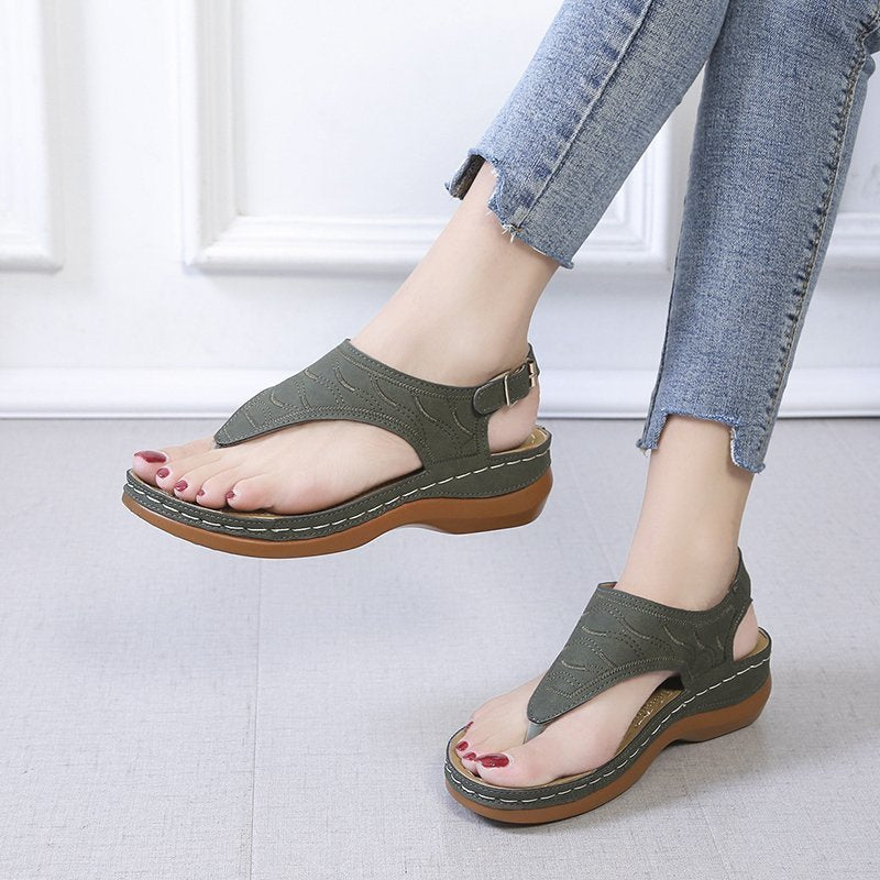 Damen Komfortable Zehentrenner-Sandalen mit ergonomischem Fußbett Stalluxe