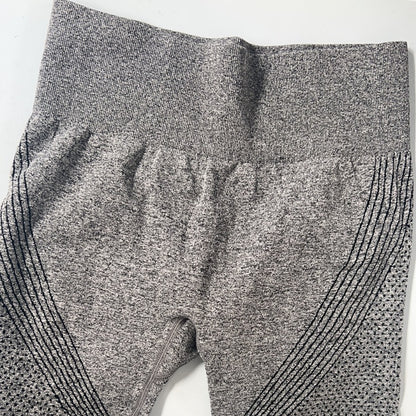 Damen Funktionsleggings mit atmungsaktivem Design und strukturierten Einsätzen Stalluxe