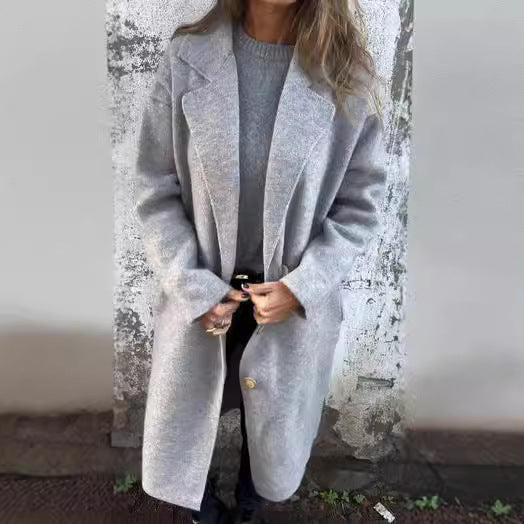 Damen Wollmantel mit modernem Schnitt und großen Knopfdetails Stalluxe