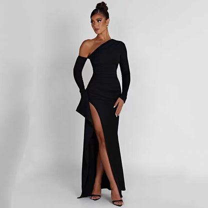 Damen Elegantes Maxikleid mit asymmetrischem One-Shoulder-Design und hohen Beinschlitzen Stalluxe
