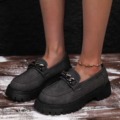 Damen Chunky Loafers mit Ketten-Applikation und robustem Profil Stalluxe