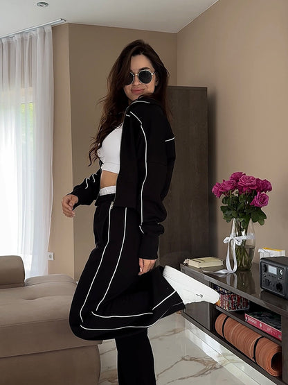 Damen sportliches Freizeitanzug-Set mit stylischem Schnitt und Kontrastnähten Stalluxe