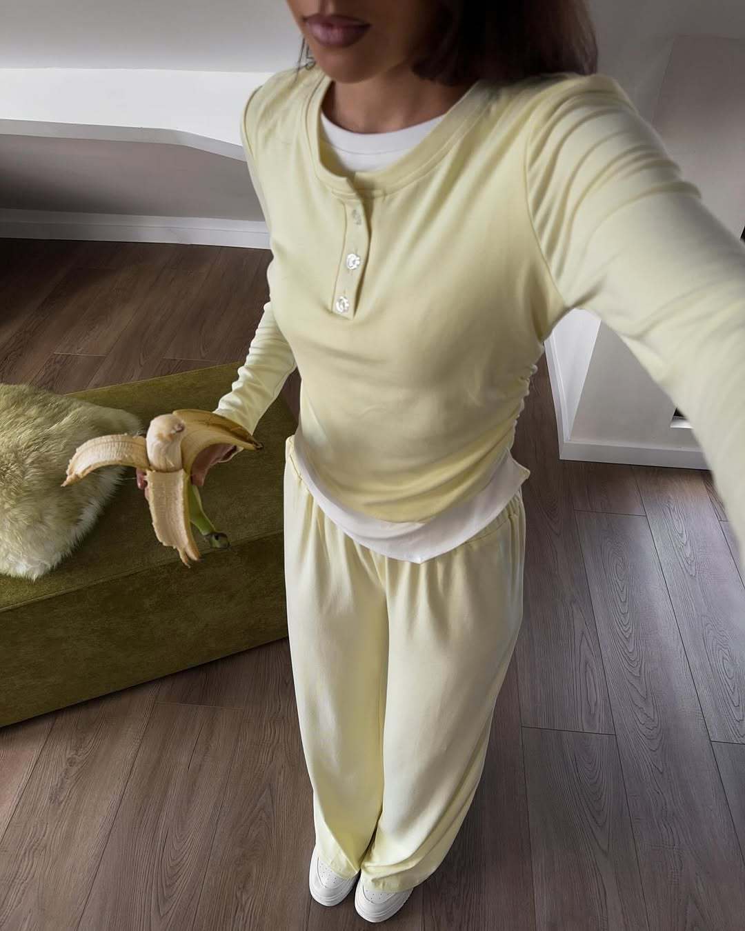 Damen gemütlicher Lounge-Anzug mit elegantem Kragen und weitem Bein Stalluxe