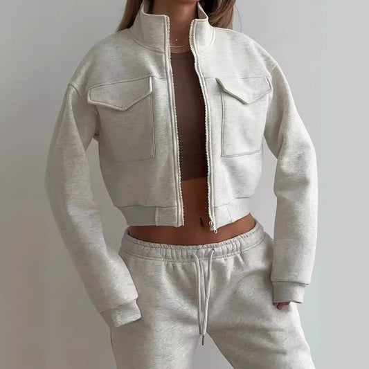 Damen sportliches Zweiteiler Set mit hohem Kragen und praktischen Taschen Stalluxe