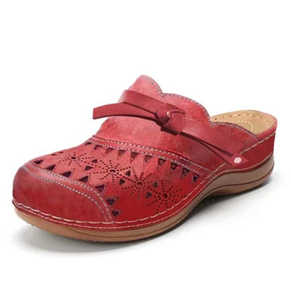 Damen Clogs mit kunstvollen Durchbrüchen und bequemer Sohle Stalluxe