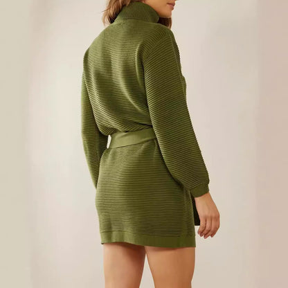 Damen Strickkleid mit Rollkragen und Taillengürtel Stalluxe