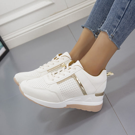 Damen Sportliche Sneakers mit atmungsaktiver Netzstruktur und modischem Metallic-Detail Stalluxe