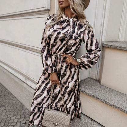 Damen Maxikleid mit elegantem Muster Stalluxe